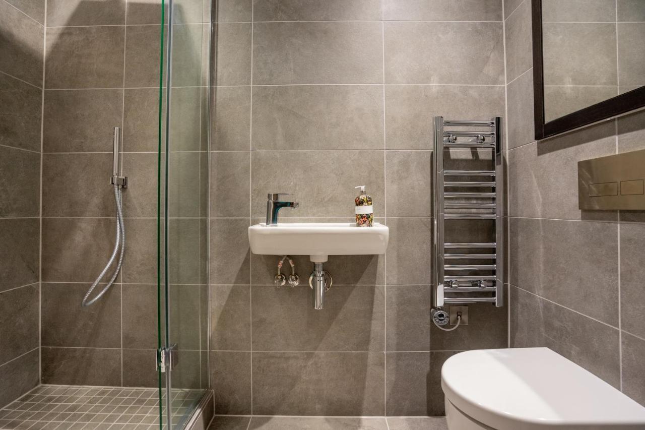 Apartment 3ten @ Ryedale House *